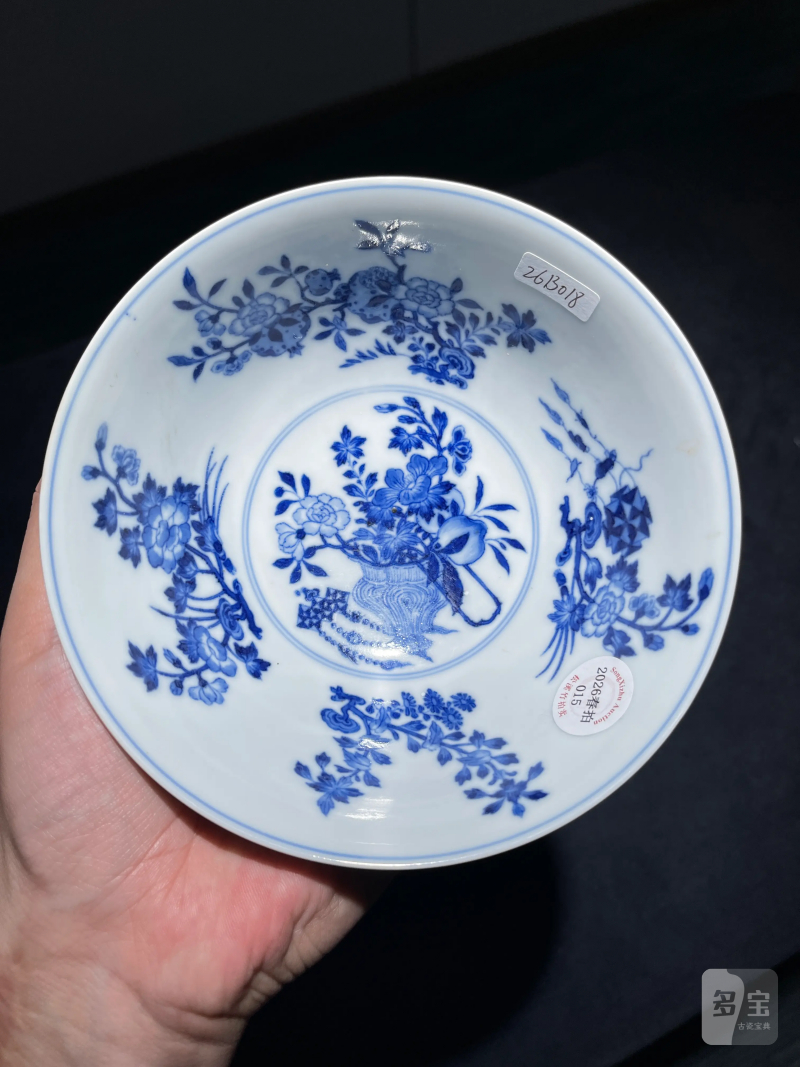 清道光 内青花外松石绿地粉彩花果纹碗 - 图8